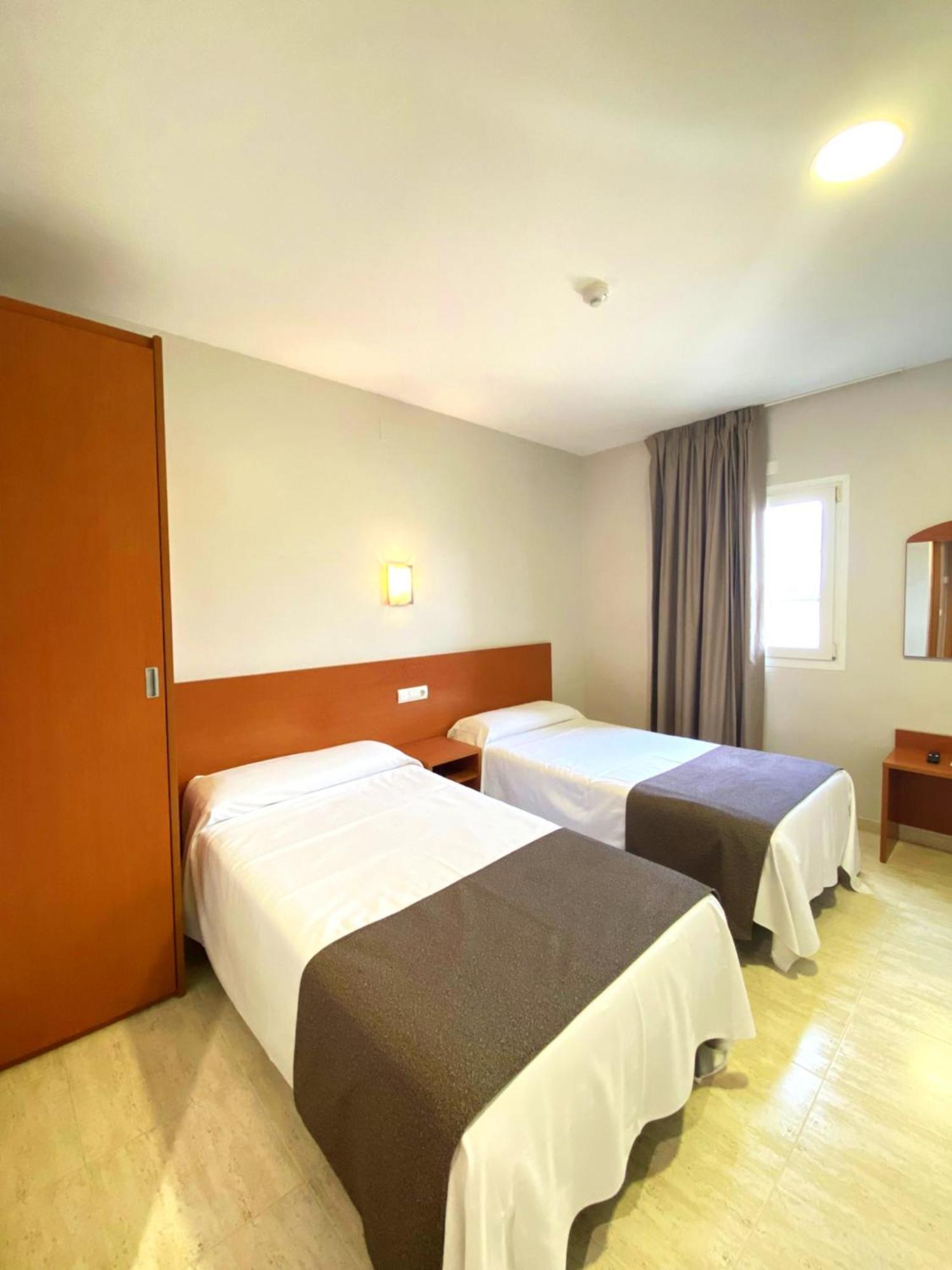 Hotelet Elretiro Cambrils Exterior foto